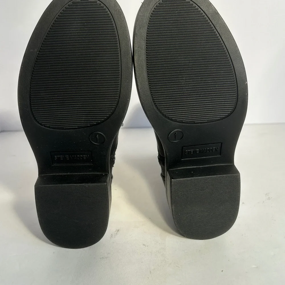 Steve Madden Beckky Black Faux Leather Buckle Moto Biker Boots Size 1‎